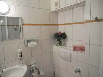 Отель Hotel Bonn City 3*