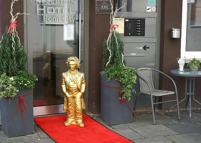 Hotel Bonn City מלון 3*